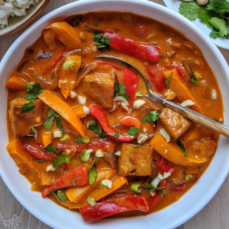 Thai Red Peanut Curry - She likes greens